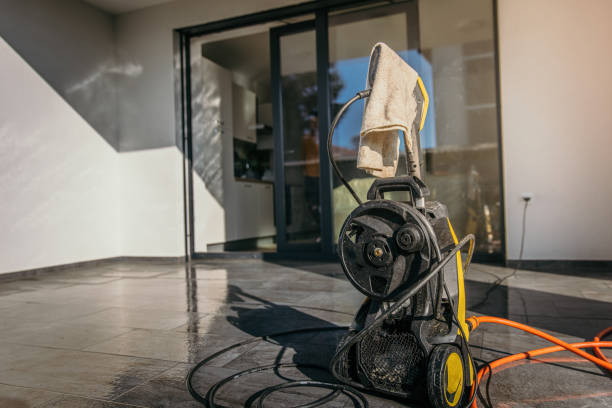 Best Pool Deck Cleaning  in Griswold, IA